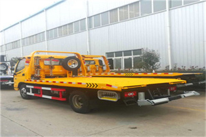 定襄附近拖车救援搭电